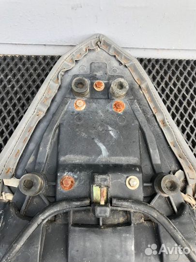 Сиденье Stels Arrow Benelli 50