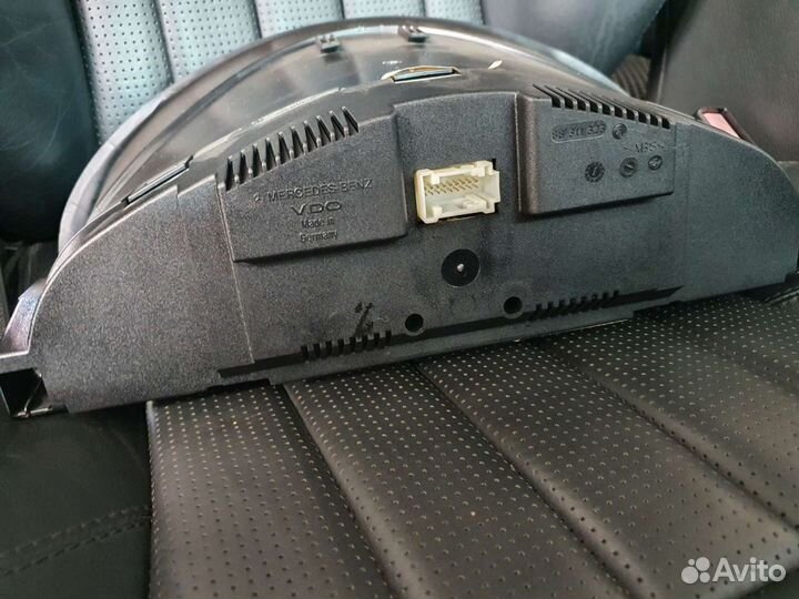 Панель приборов на Мерседес C32 AMG w203