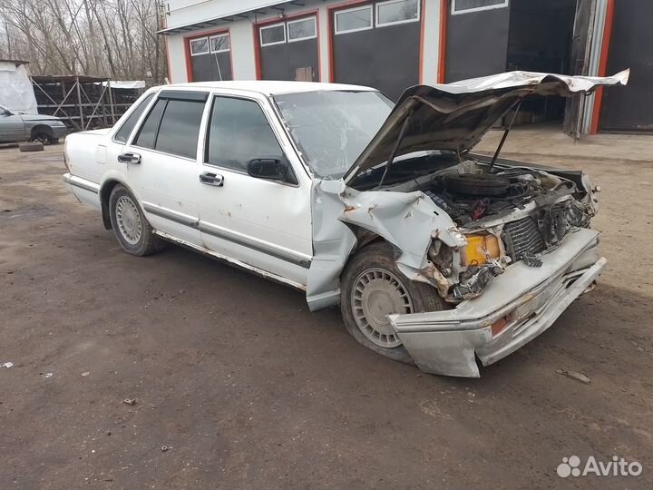 Суппорт правый левый Nissan Cedric Y31