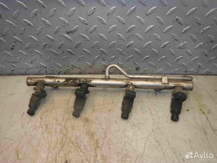 Рейка топливная (рампа) Chery Amulet (A15)