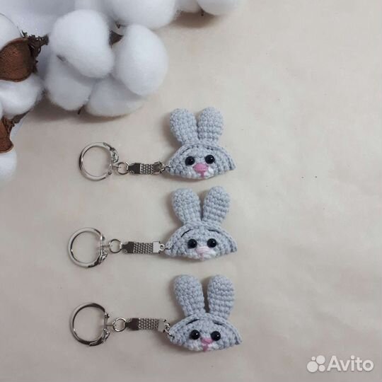 Вязаные брелоки тигры зайки лисички ручной работы