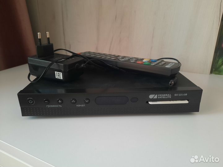 Приставка триколор gs u210b