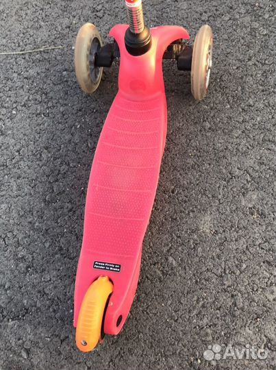 Самокат Minimicro