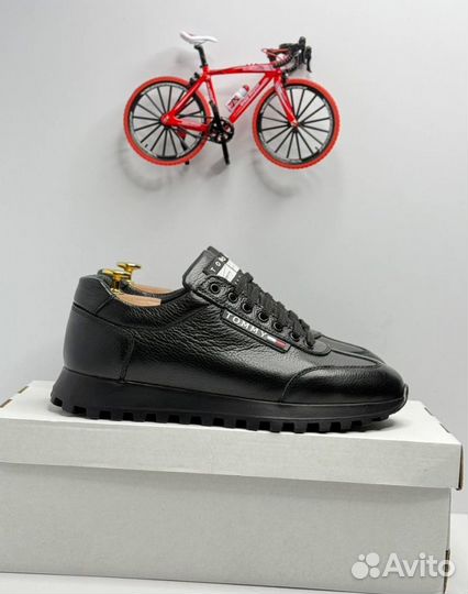 Кроссовки Tommy Hilfinger надежные