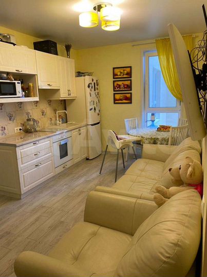 2-к. квартира, 71 м², 3/8 эт.