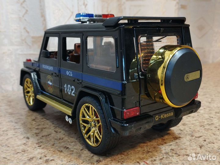 Mercedes g-класс Фсб металлическая модель 1:24