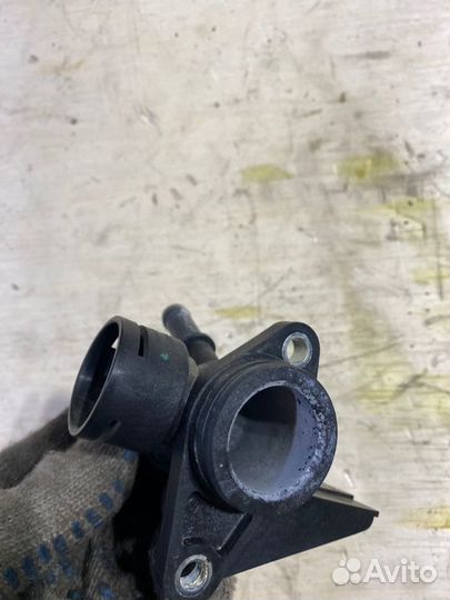 Штуцер Audi A4 8K2 CDH 2007-2011