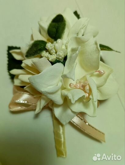 Свадебная бутоньерка для жениха