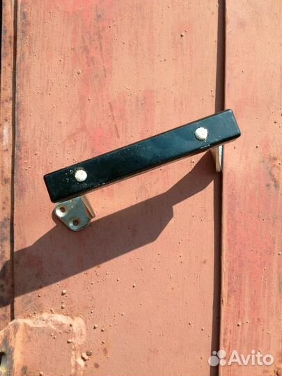 Дверные ручки