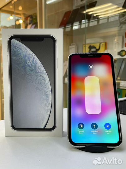 iPhone Xr, 64 ГБ