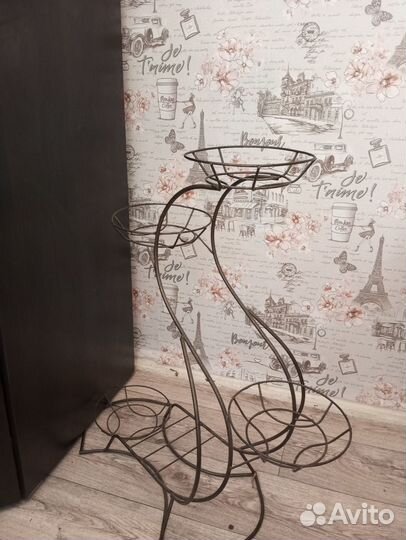 Подставка для цветов напольная металлическая