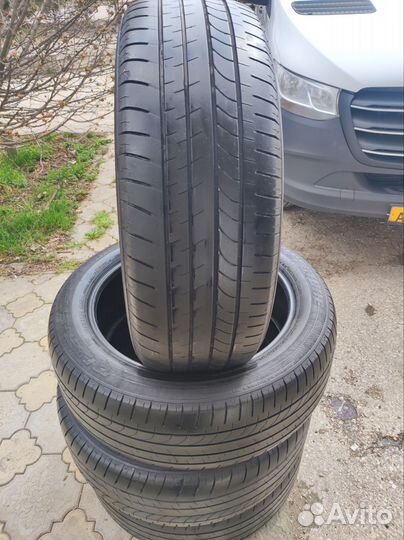 Bridgestone Dueler H/L 33A 235/55 R20 102