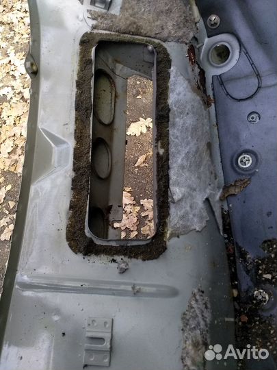 Передняя часть кузова на 126 Мерседес