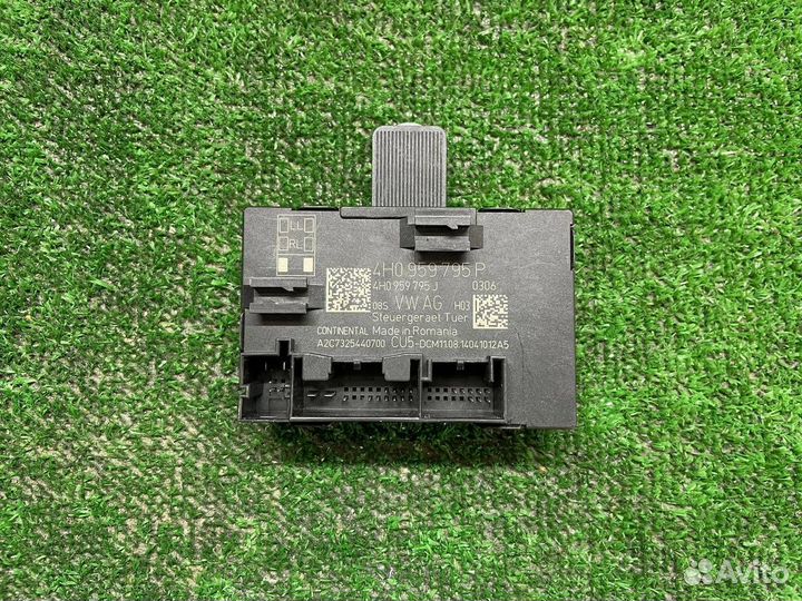 Модуль управления двери передней правой Porsche