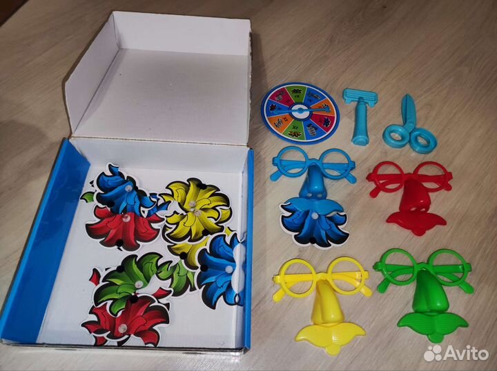 Игра разноцветные усы