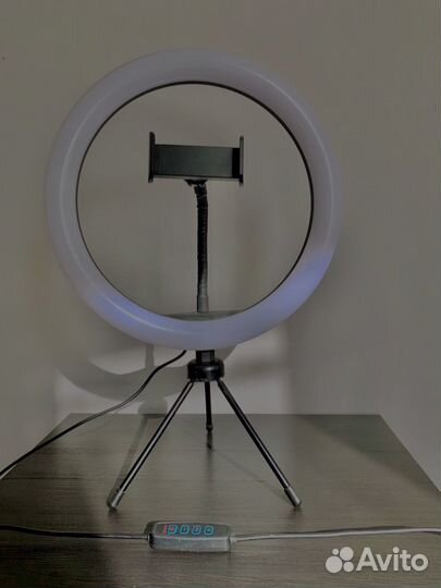 Кольцевая лампа 26 см