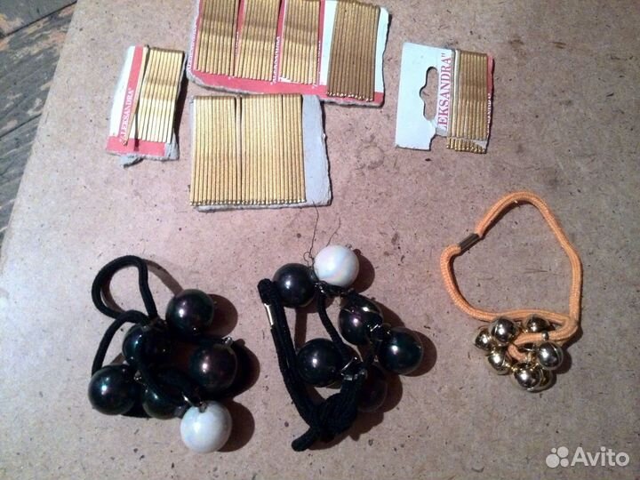 Заколки золотые невидимки цена за всё