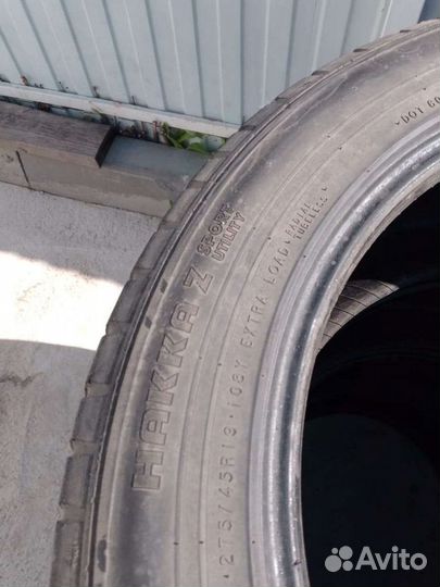 Nokian Tyres Hakka Z 275/45 R19