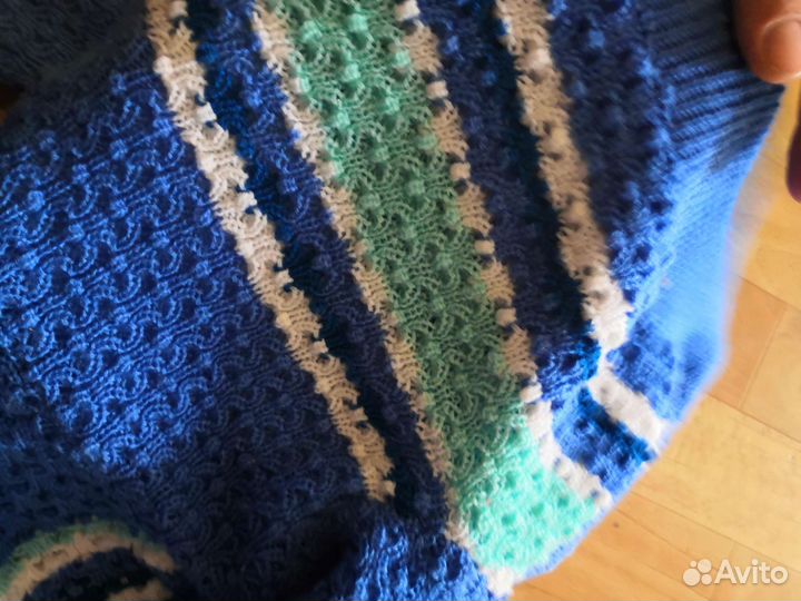 Костюм ручной вязки