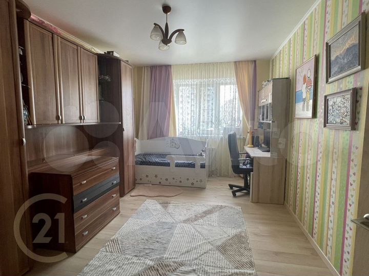 2-к. квартира, 57 м², 2/9 эт.