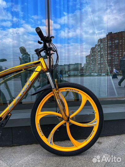 Велосипед с литыми дисками