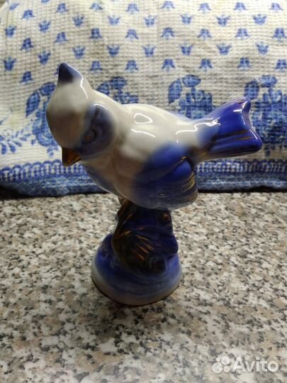 Статуэтка птичка синичка