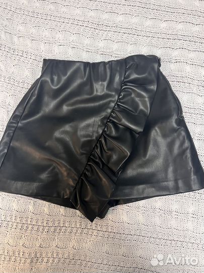 Шорты кожаные Zara xs