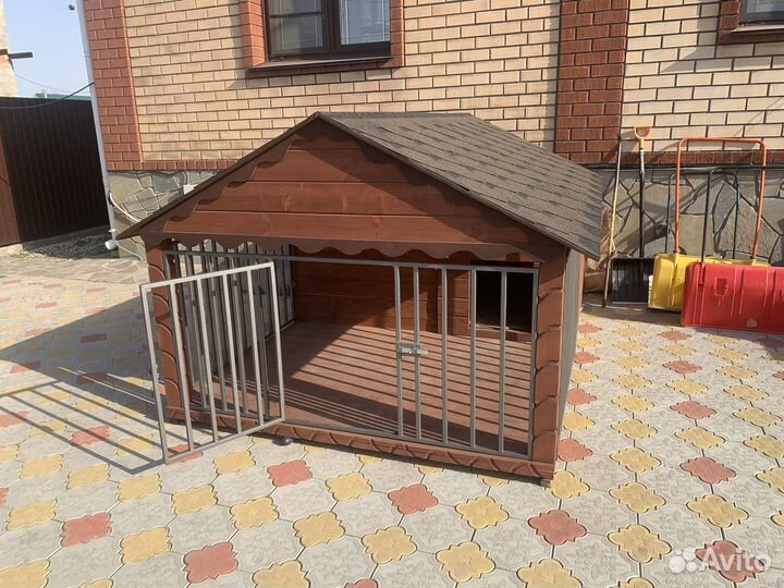 Большая будка для собаки