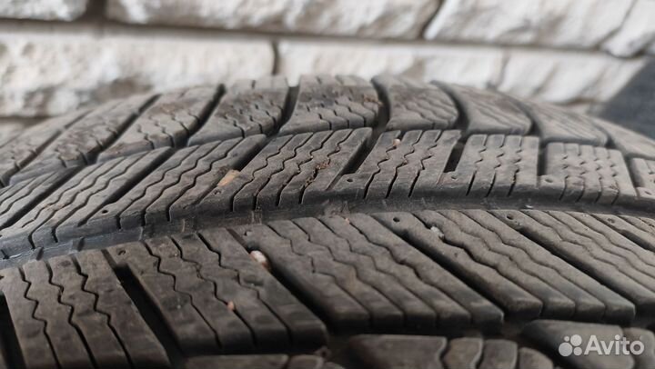 Michelin X-Ice 235/50 R18