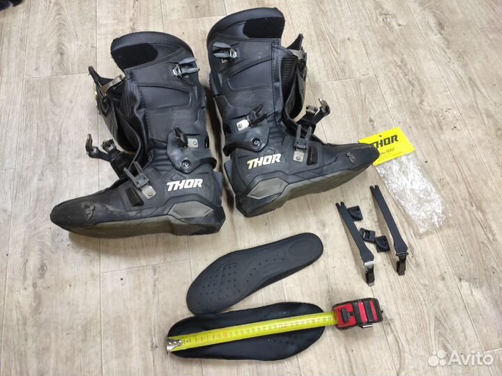 Мотоботы Thor Radial