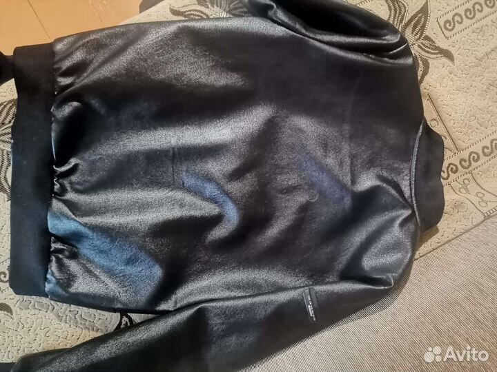 Куртка кожанка