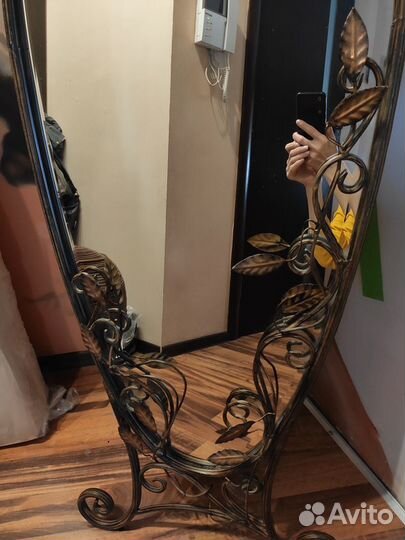 Зеркало напольное