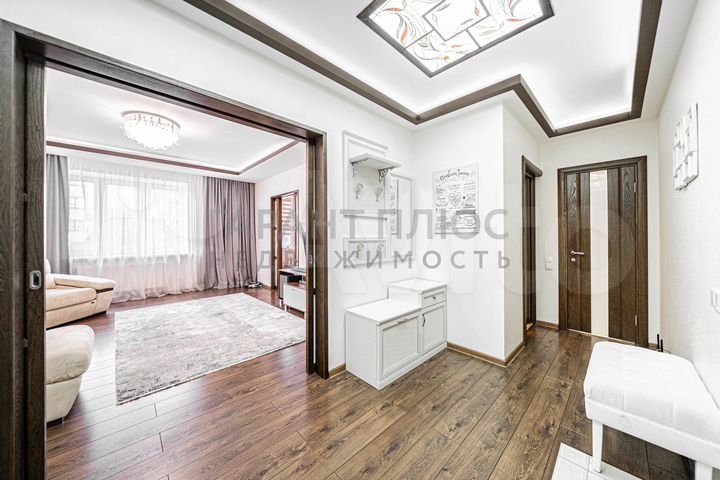 3-к. квартира, 100,4 м², 6/12 эт.