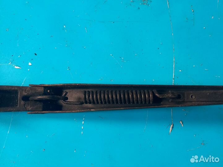 Поводок дворника левый daewoo matiz