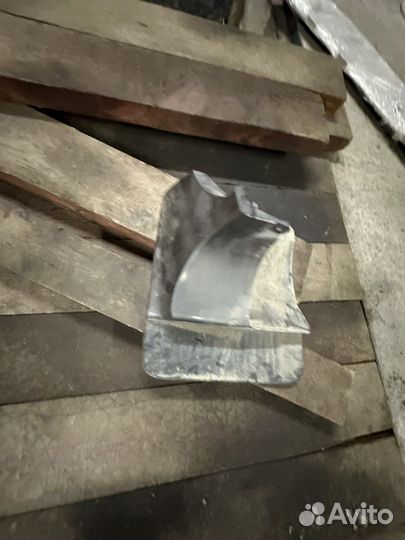 Брызговик toyota prado 120