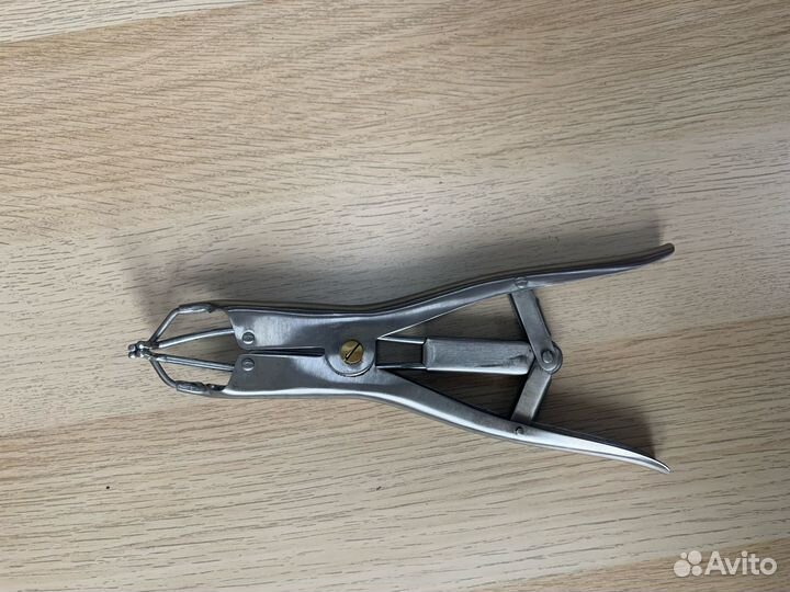 Щипцы кастрационные стяжные металл. (эластратор)