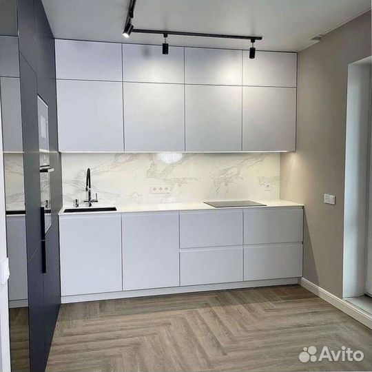 Угловой кухонный гарнитур современный