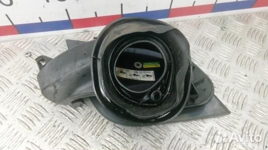 Лючок бака ford focus 3 (2KR02IC01)