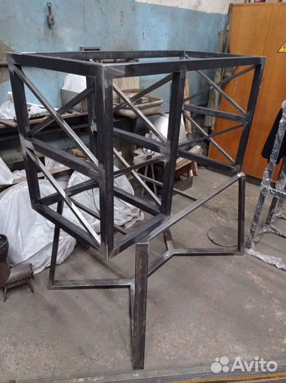 Мебель изготовление из металла и дерева