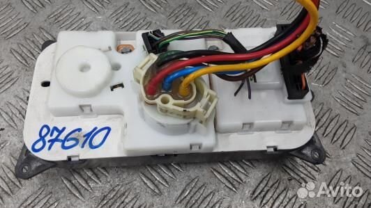 Блок управления печки и климат-контроля jeep chero