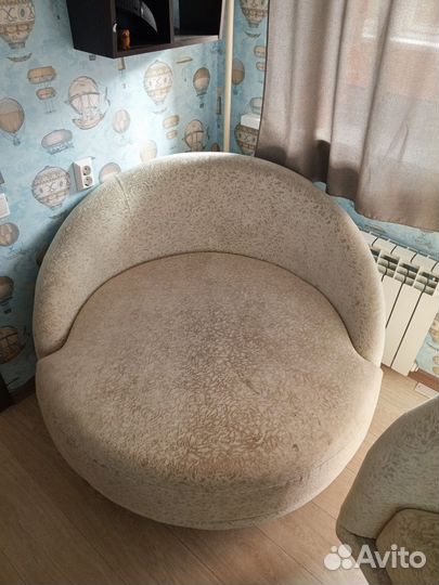 Большой угловой диван