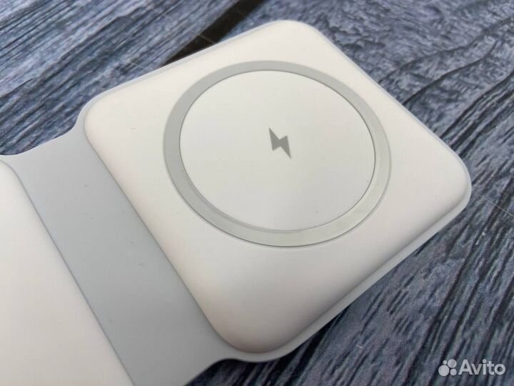 Беспроводная зарядка 3 в 1 magsafe