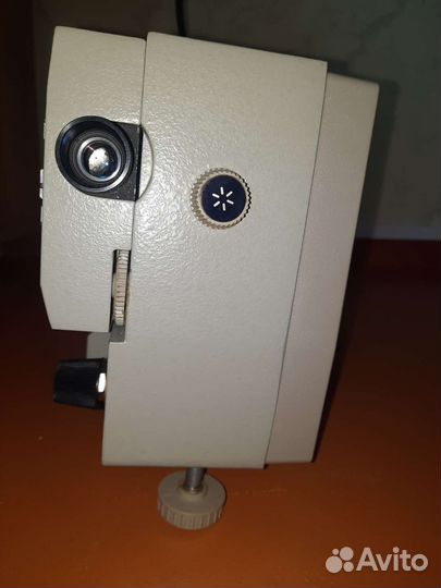 Кинопроектор Русь