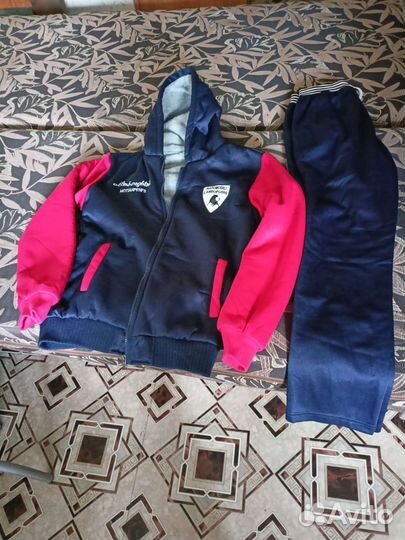 Спортивный костюм новый