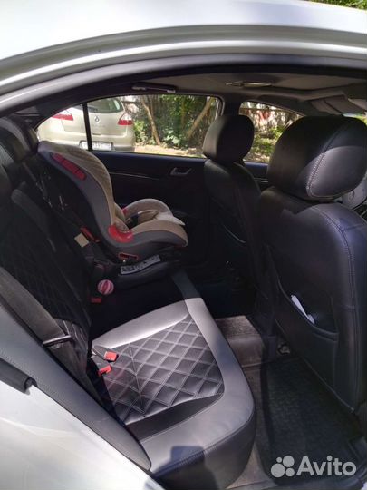 Geely Emgrand EC7 1.8 МТ, 2014, 200 000 км