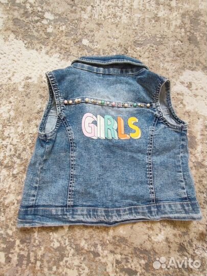 Новая Жилетка джинсовая для девочки