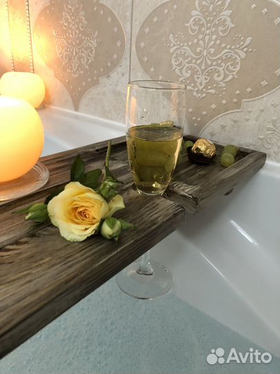 Полка для ванной 