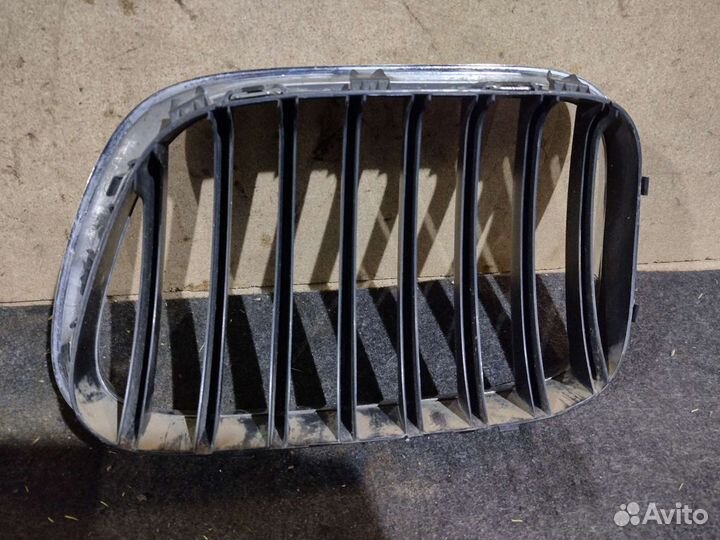 Решетка радиатора BMW X5 E53