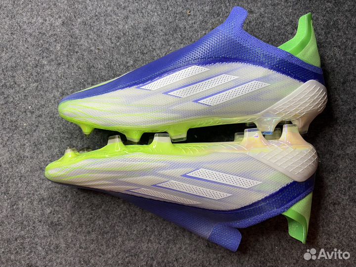 Футбольные бутсы adidas x