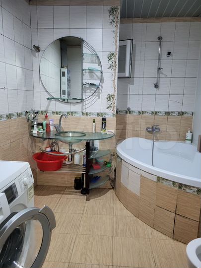 Комната 16 м² в 3-к., 1/1 эт.